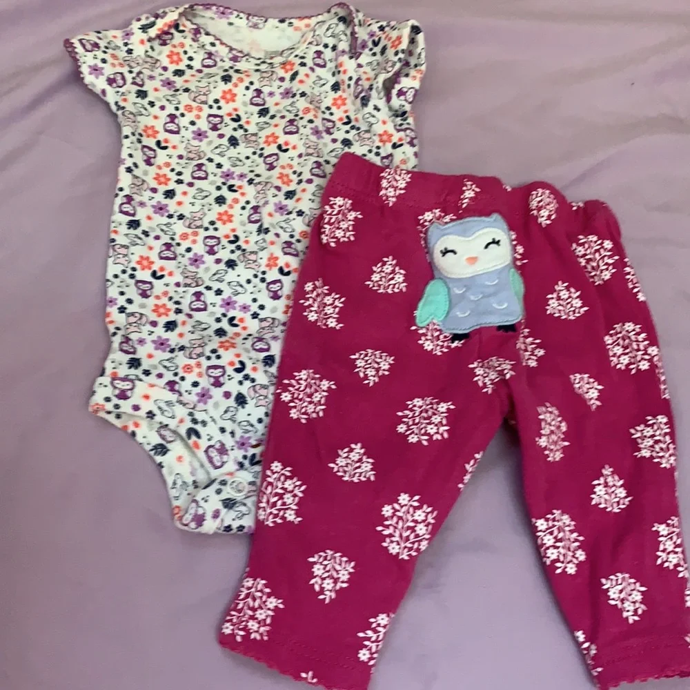Newborn Girl Carter’s 9 piece bundle set lot